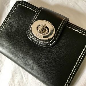 NWOT Small Black Bifold Leather Coach Wallet